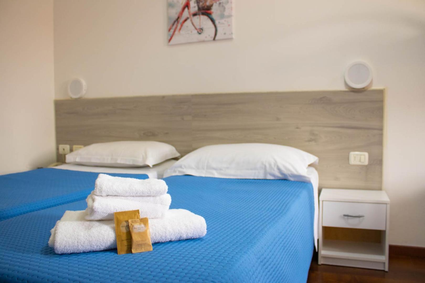 Oasi San Francesco Hotel Rome Exterior photo