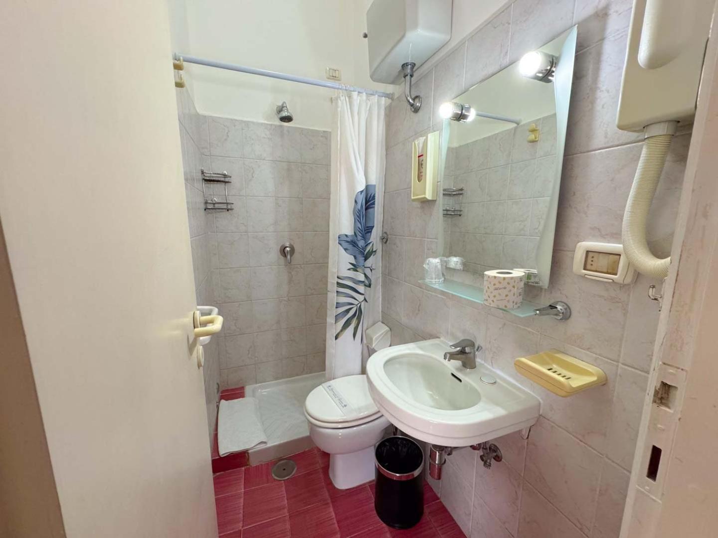Oasi San Francesco Hotel Rome Exterior photo