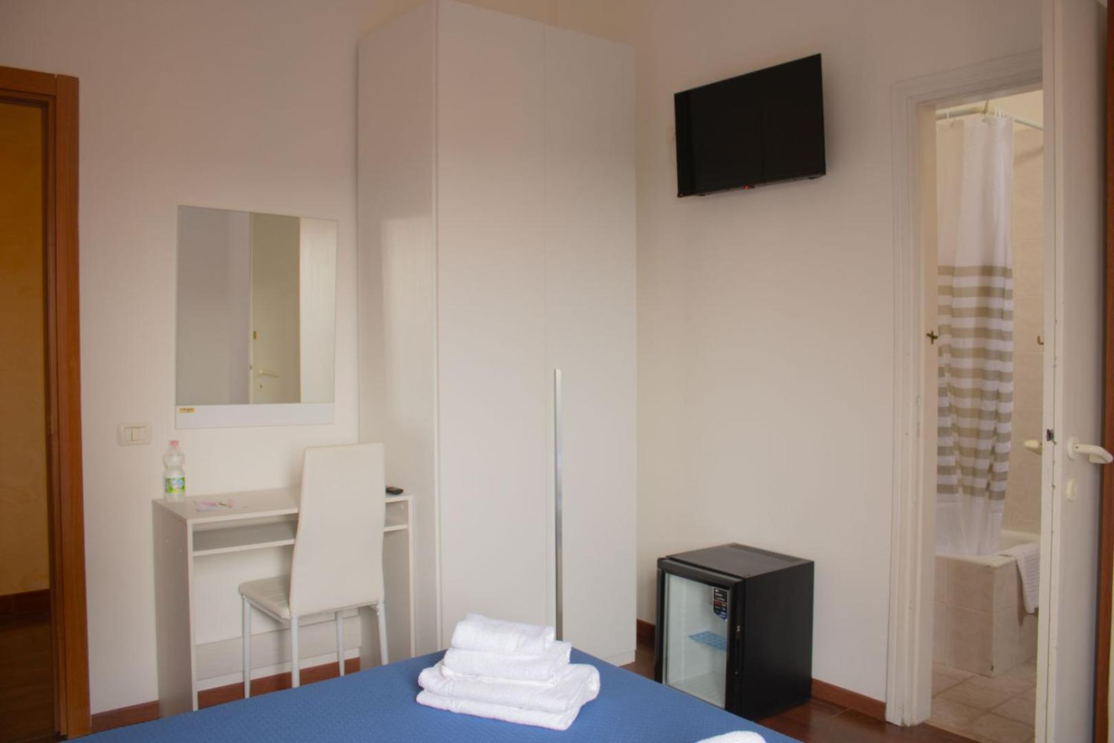 Oasi San Francesco Hotel Rome Exterior photo